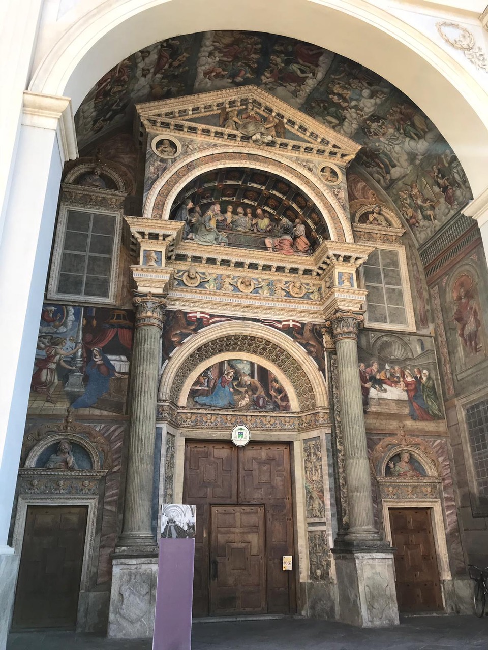 Façade de la cathédrale